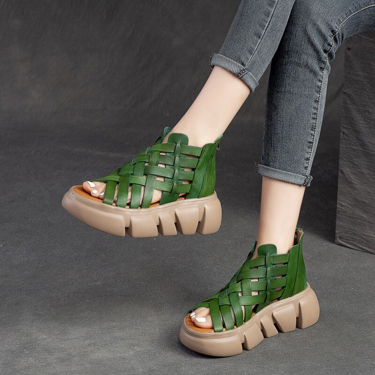 Woven Hollowed Sandals Thick Bottom Breathable