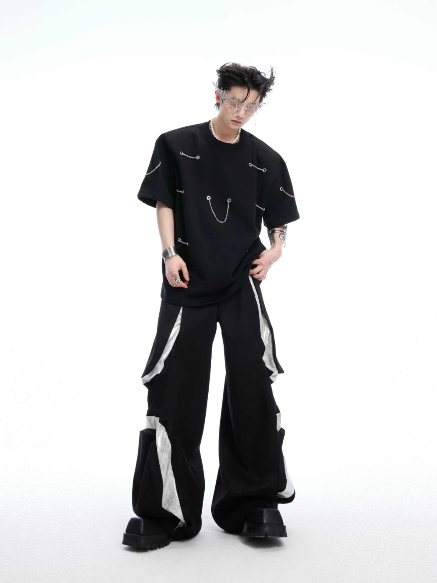 Metal Chain Padded Shoulder Short Sleeve Heavy Cotton Black T-shirt