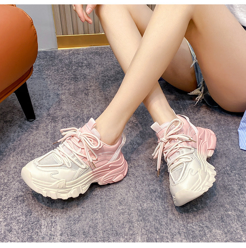 Soft Motion Sneaker – Mesh & Synthetic Build with Sculpted Sole