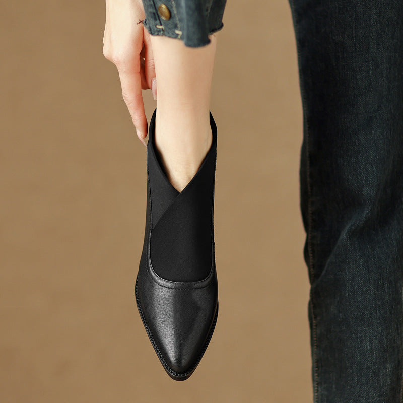 Retro Pointed Toe Chunky Heel Booties