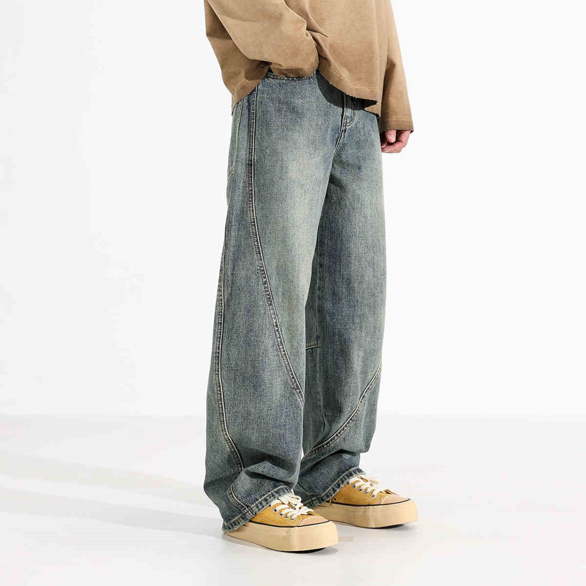 Men's Loose Wide-leg Retro Distressed Loose Jeans