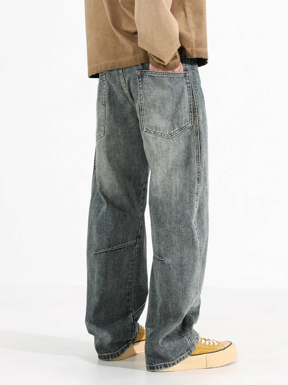 Men's Loose Wide-leg Retro Distressed Loose Jeans
