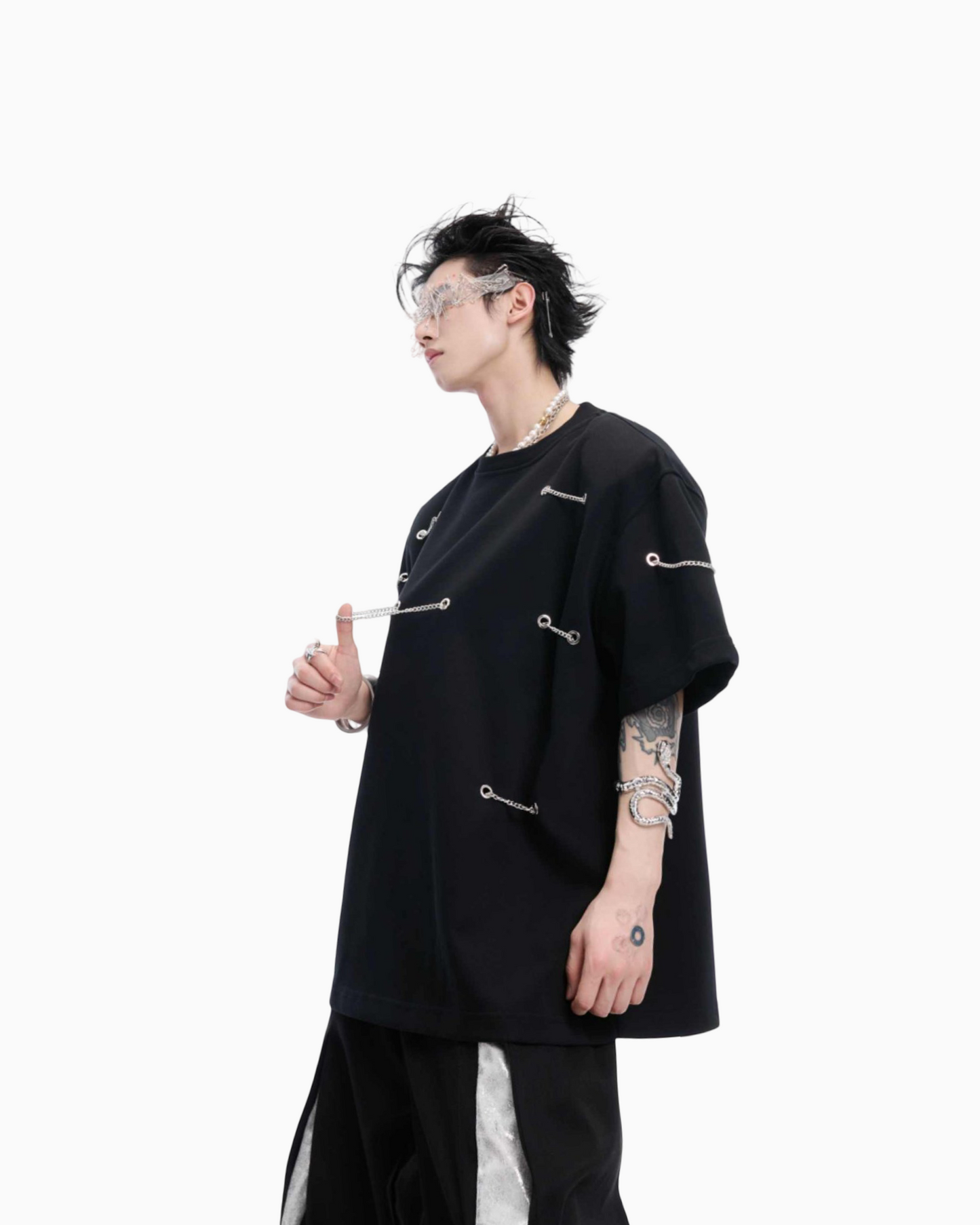 Metal Chain Padded Shoulder Short Sleeve Heavy Cotton Black T-shirt