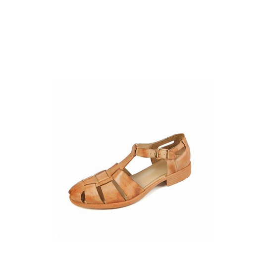 This sandal is built around structure, not decoration.