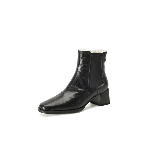 First-Layer Cowhide Chelsea Boot with Lamb Wool Lining