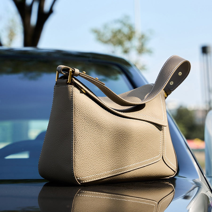 Structured Shoulder Bag — First-Layer Cowhide Leather