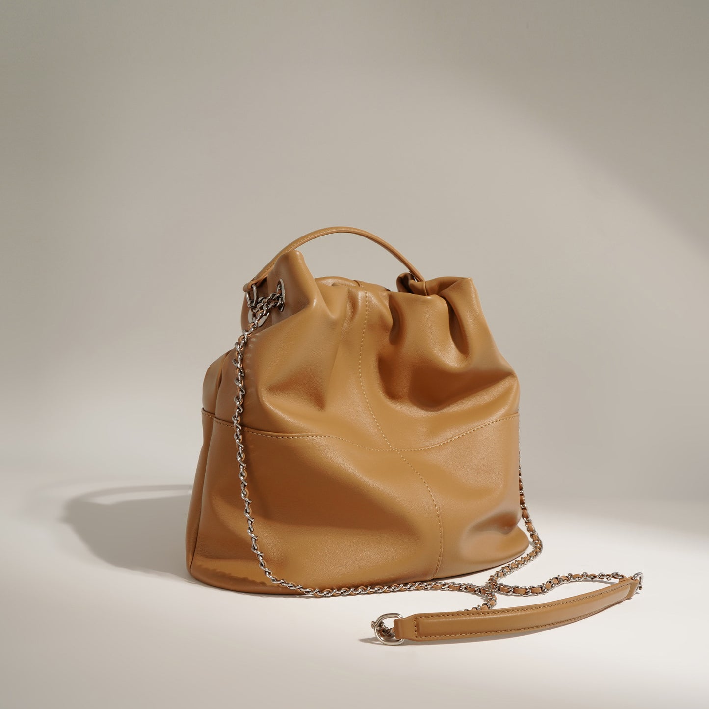 Structured Leather Bucket Bag with Chain Support