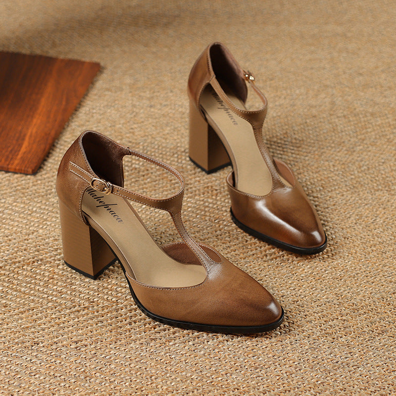 Baotou Hollow Women's Shoes Retro Pointed Mary Jane Shoes