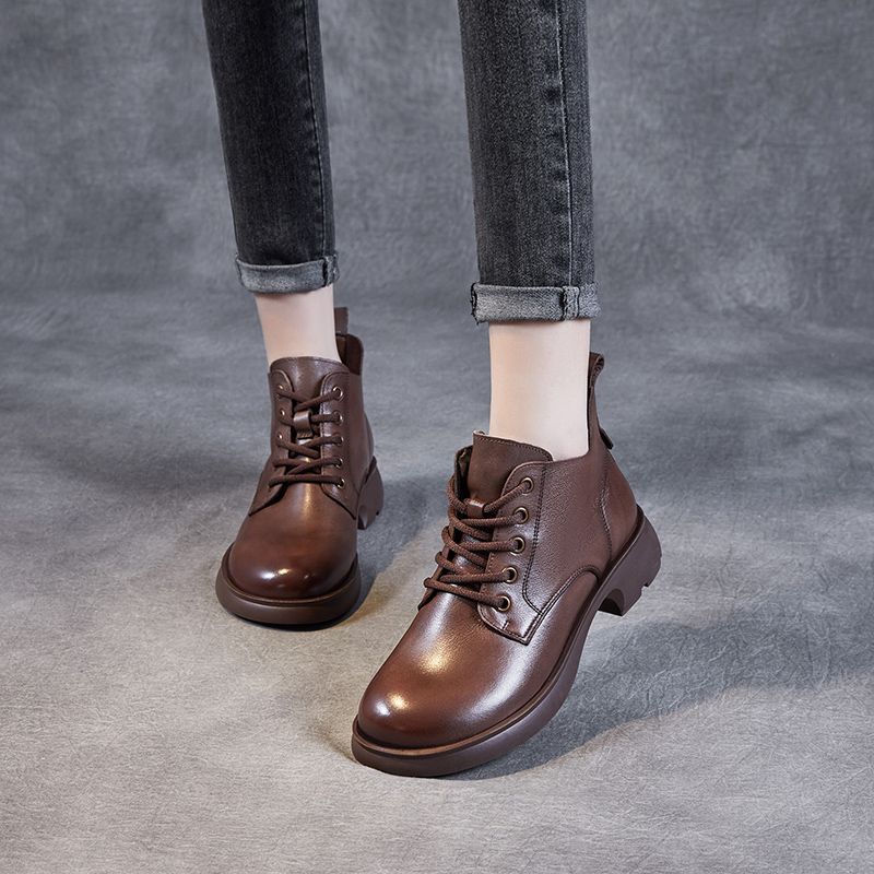 Structured Everyday Leather Ankle Boots