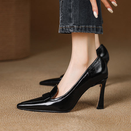 Patent Leather Pointed Pump with Stabilized Slim Heel