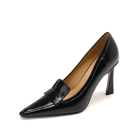 Patent Leather Pointed Pump with Stabilized Slim Heel