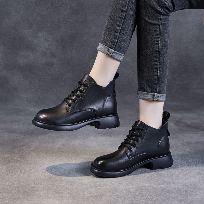 Structured Everyday Leather Ankle Boots