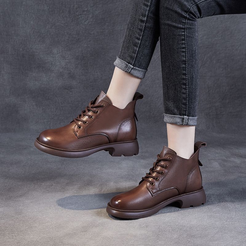 Structured Everyday Leather Ankle Boots