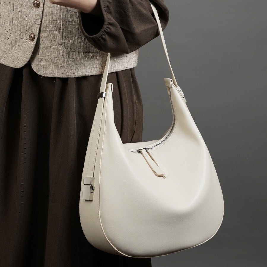 Curved Shoulder Bag — First-Layer Cowhide Leather