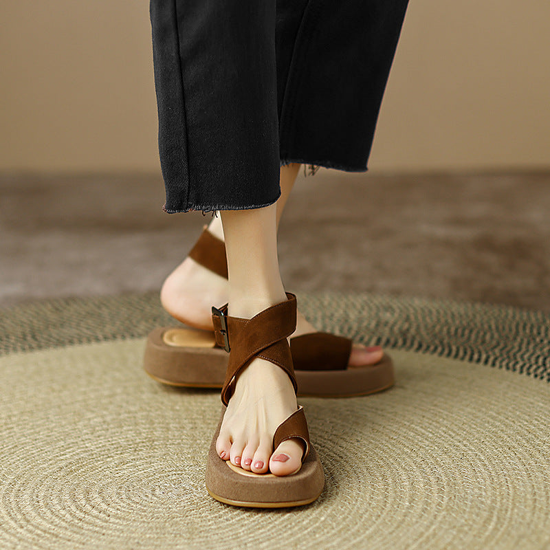 Minimal Flat Sandal – Full-Grain Cowhide