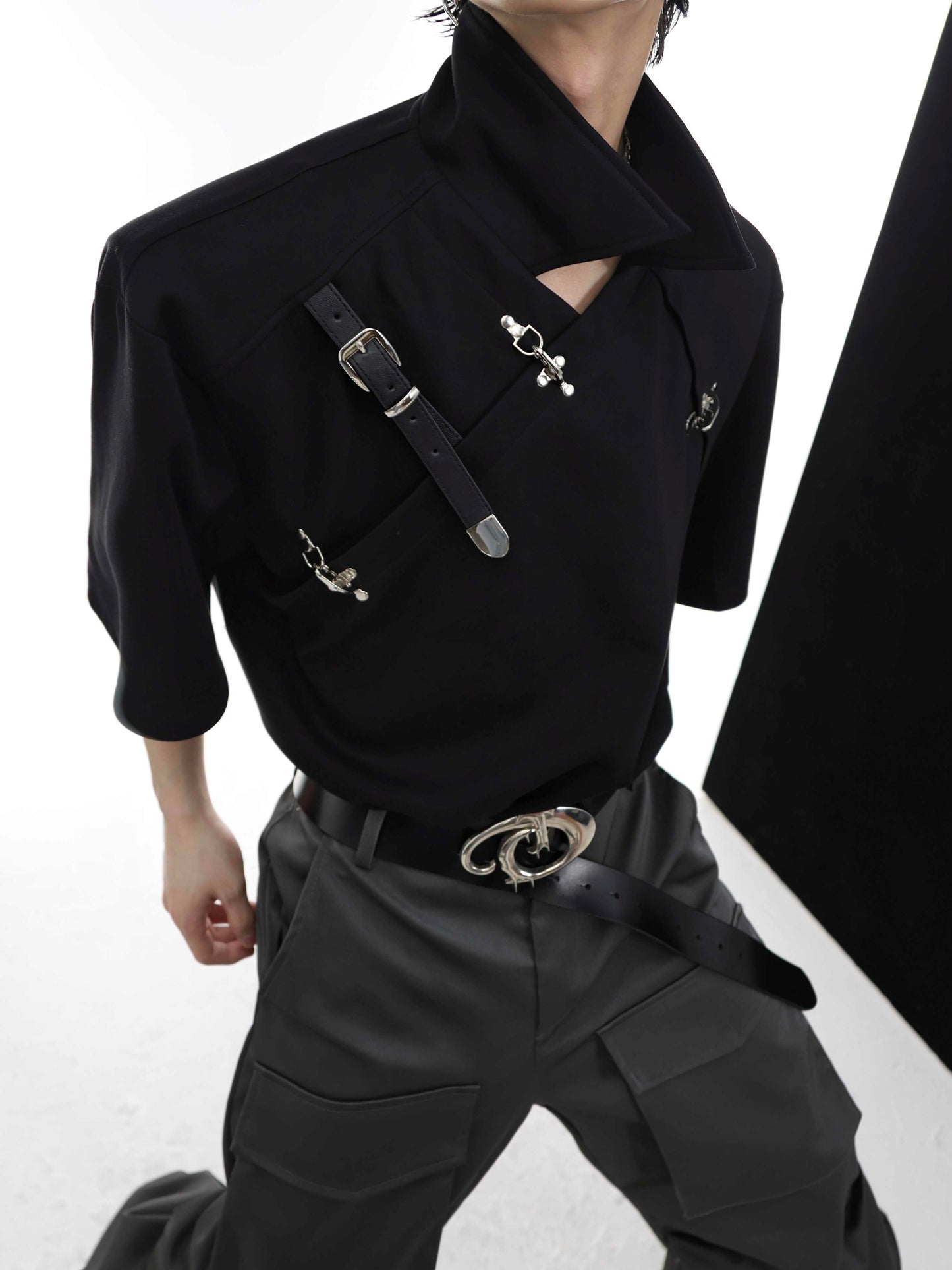Metal Belt Buckle Design Sense Padded Shoulder Short Sleeve