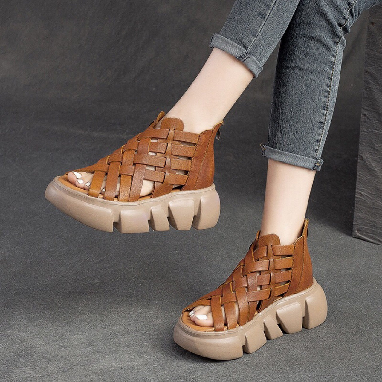 Woven Hollowed Sandals Thick Bottom Breathable