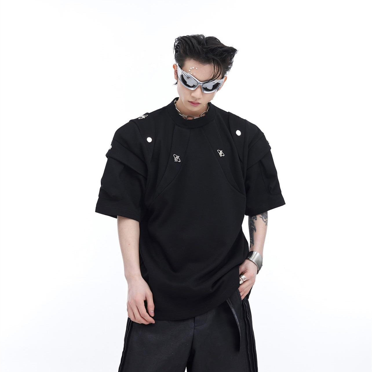 Three-dimensional Split Padded Shoulder T-shirt Metal Embellished Design Profile Heavy Short Sleeve