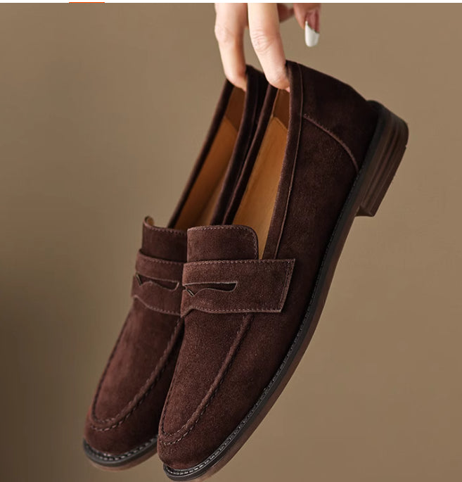 Silence, Perfected in Black.