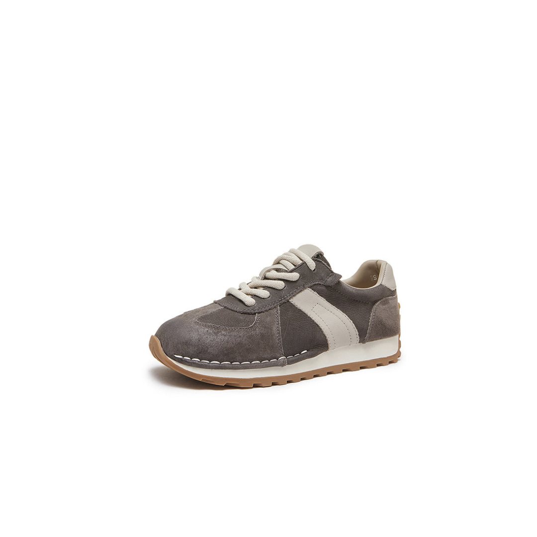 Classic Daily Sneaker – First-Layer Cowhide Upper with Pigskin Insole