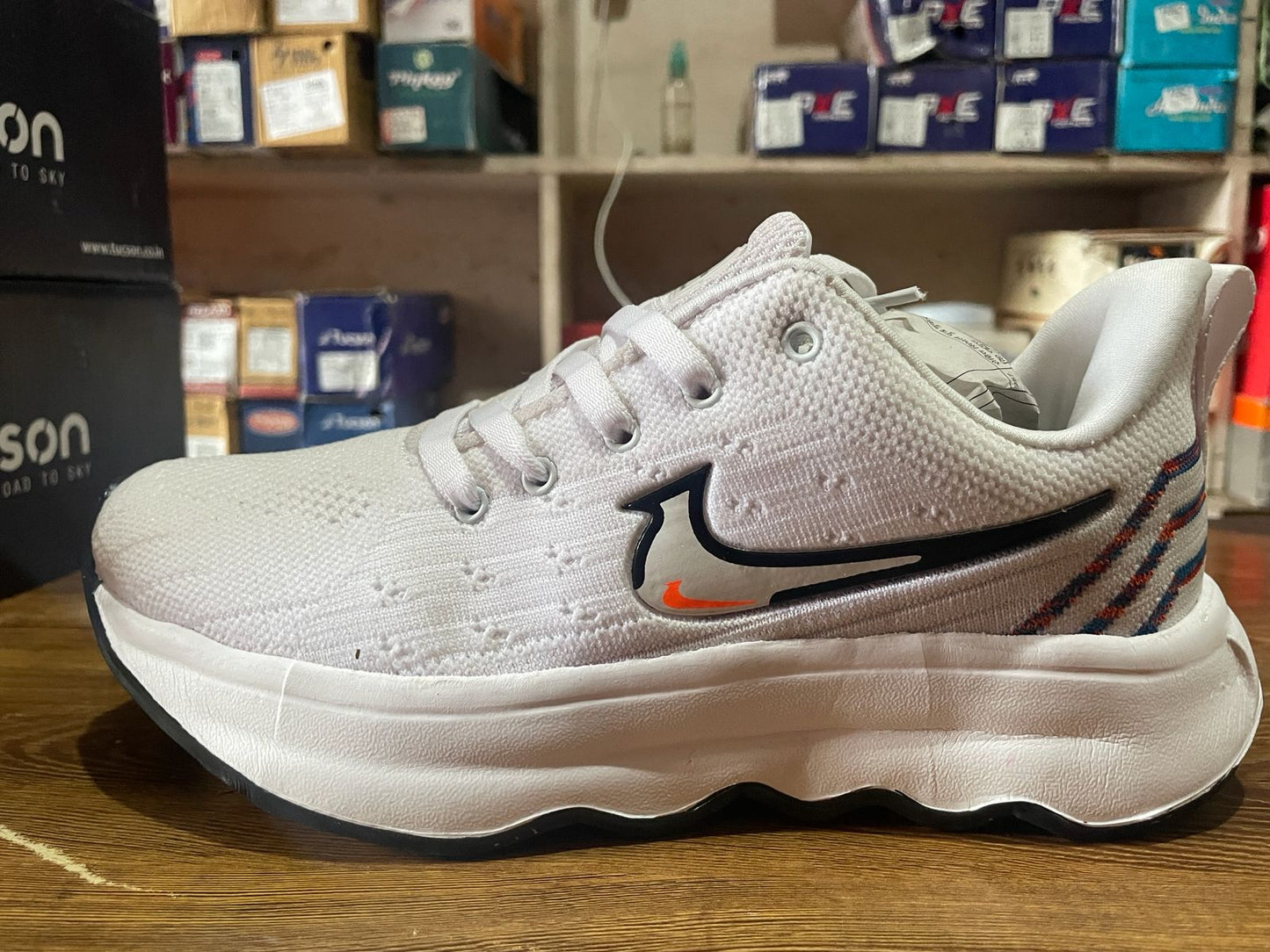 Ultra comfort everyday walking shoes